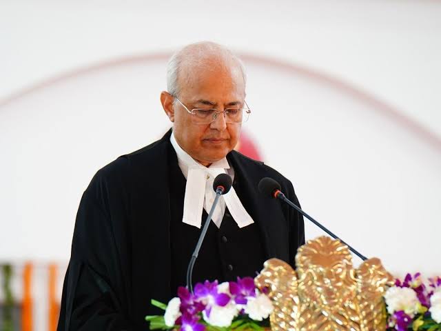 जस्टिस मनमोहन बने सुप्रीम कोर्ट के जज,सीजेआई संजीव खन्ना ने दिलाई शपथ 1 1000436735
