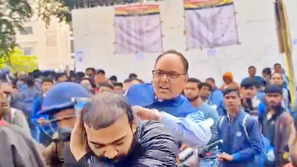नीतीश कुमार से रोहिणी आचार्य ने पूछा तीखा सवाल-डीएम को थप्पड़ चलाने का अधिकार किस रूल-बुक में मिला है? 1 1000441417