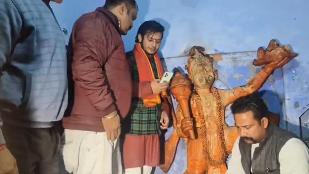 संभल मामले में सपा सांसद जियाउर्रहमान बर्क का आया बड़ा बयान,मुसलमानों ने दिखाया कि वो किसी मंदिर पर कब्जा नहीं करते हैं 1 1000441842