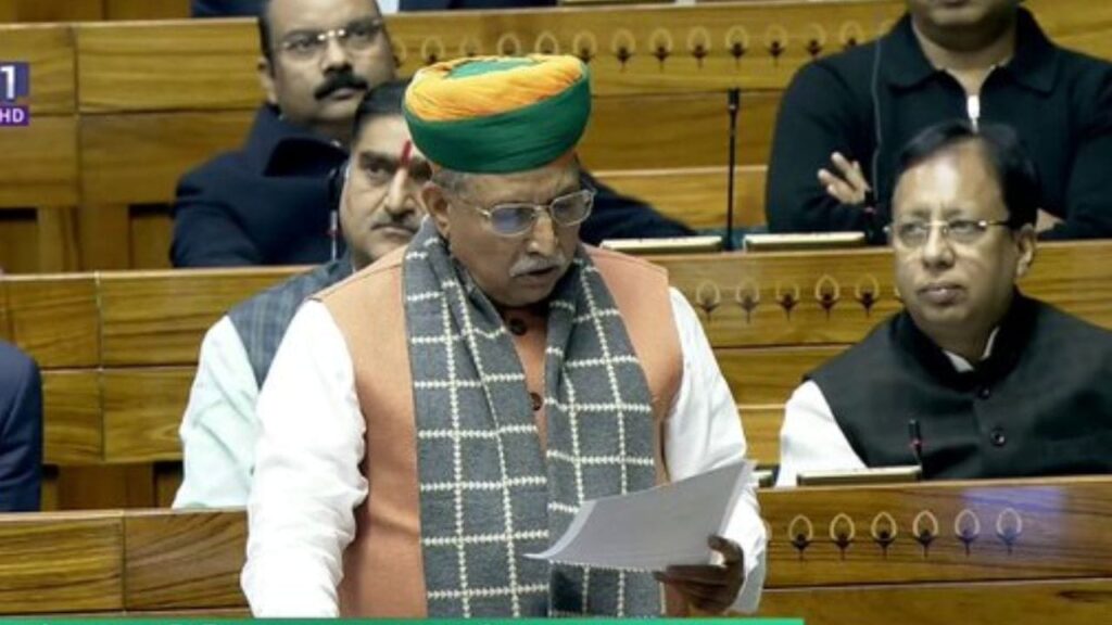 बिहार में एक चरण में चुनाव नहीं करा सकते वो देश में एक साथ क्या चुनाव कराएंगे,बोले तेजस्वी यादव 1 1000443143