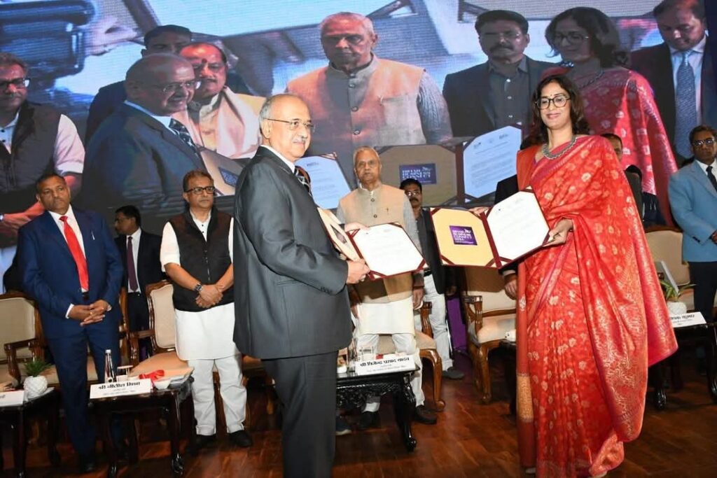 बिहार की बदलेगी छवि,बिजनेस कनेक्ट 2024 में उद्योगपतियों ने इन्वेस्ट करने की भरी हुंकार 1 1000444915