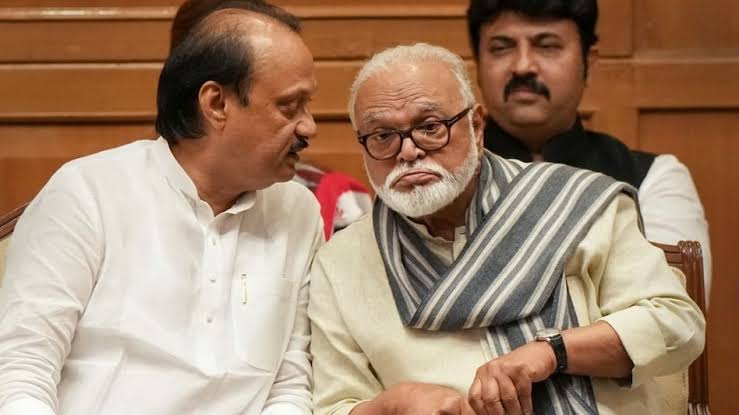 सीएम देवेंद्र फडणवीस से मिले छगन भुजबल,अजीत पवार को देने वाले हैं बड़ी झटका! 1 1000445697