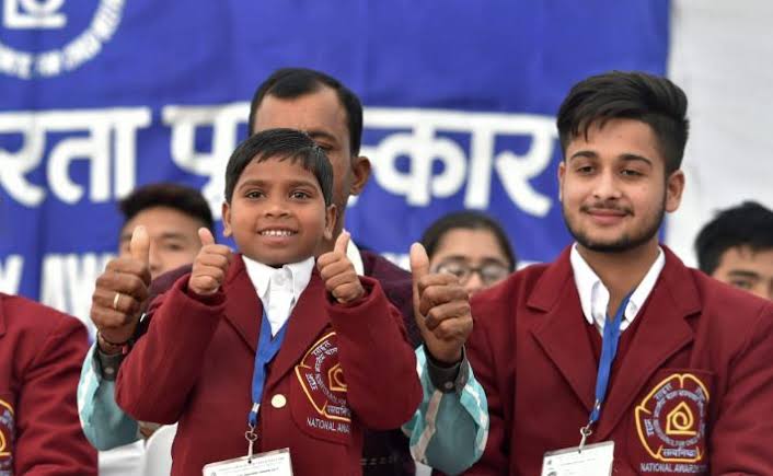 26 जनवरी के बजाय इस बार 26 दिसंबर को दिए जाएंगे बाल पुरस्कार,राष्ट्रपति द्रौपदी मुर्मू करेंगी सम्मानित 1 1000445976