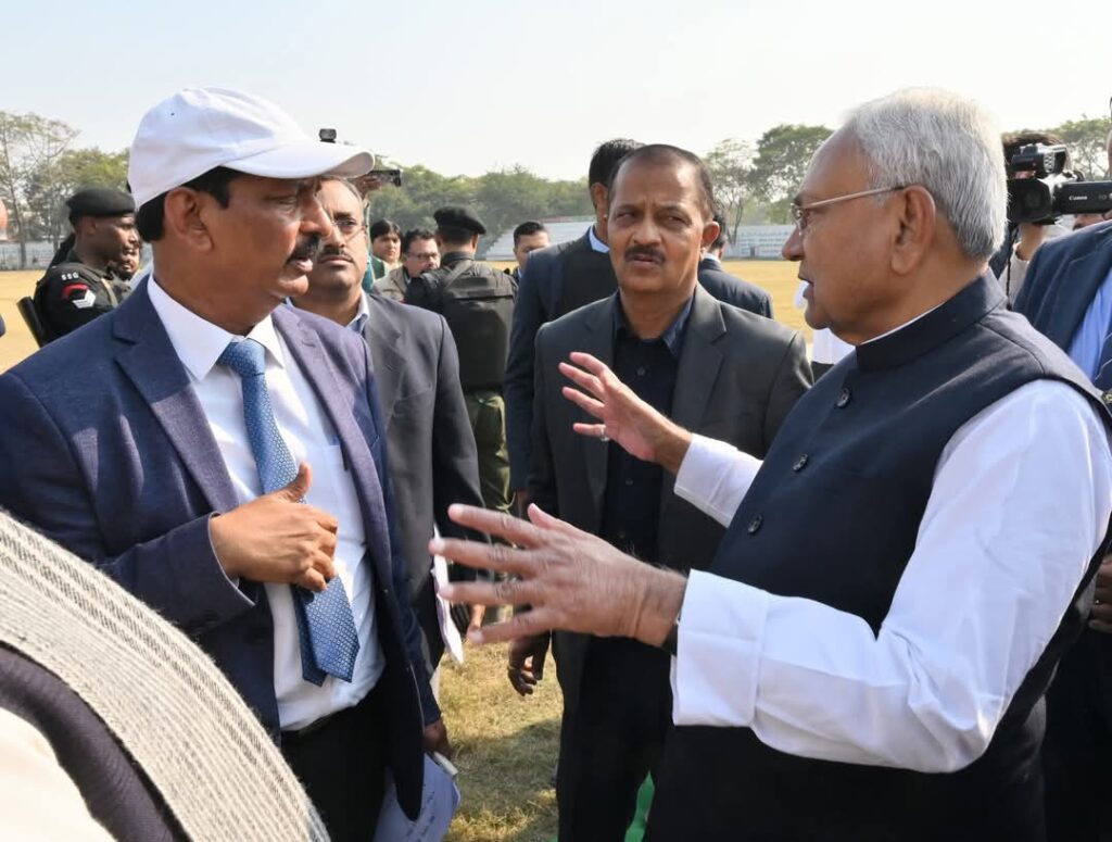 तेजस्वी पर भड़के मंत्री संतोष सुमन,नीतीश कुमार को बताया सबसे बेहतर मुख्यमंत्री 1 1000446009