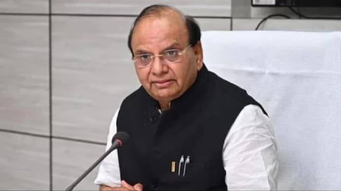 कांग्रेस नेता संदीप दीक्षित ने आप की प्रस्तावित योजनाओं को लेकर दिल्ली एलजी से की मुलाकात,कारवाई करने के लिए की मांग 1 1000447497