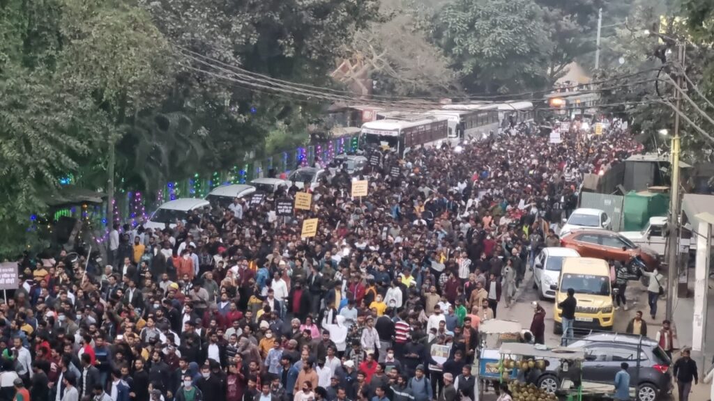तेजस्वी ने BPSC मामले में प्रशांत किशोर पर लगा दिया आरोप,कहा-छात्रों को भटकाया गया 1 1000452757 1