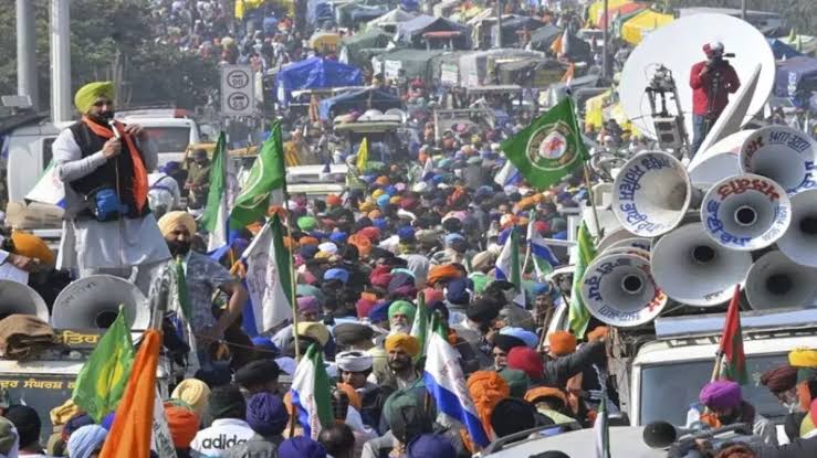  किसान आज बैठक कर लेंगे बड़ा फैसला,सरकार के खिलाफ जारी रहेगा आंदोलन!