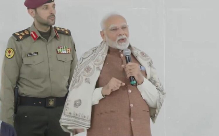  कुवैत में भारतीय श्रमिकों से बोले पीएम मोदी-मुझे 12 घंटे काम करना पड़ता है..
