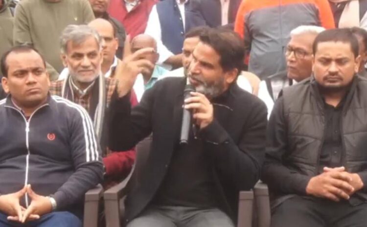  हम अभ्यर्थियों को छोड़कर नहीं भागे थे हम वहां नहीं थे,छात्रों के आरोप और प्रशासन से बोले प्रशांत किशोर
