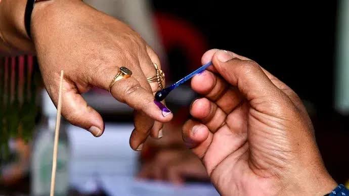यूपी की मिल्कीपुर और तमिलनाडु की इरोड सीट पर उपचुनाव की हुई घोषणा,जानिए कब होगी वोटिंग? 1 1000461279