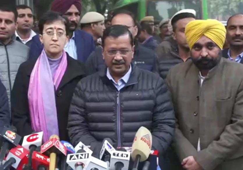 केजरीवाल ने आज मुख्य चुनाव आयुक्त से की मुलाकात,बीजेपी नेता प्रवेश वर्मा पर लगाया बड़ा आरोप 1 1000462000