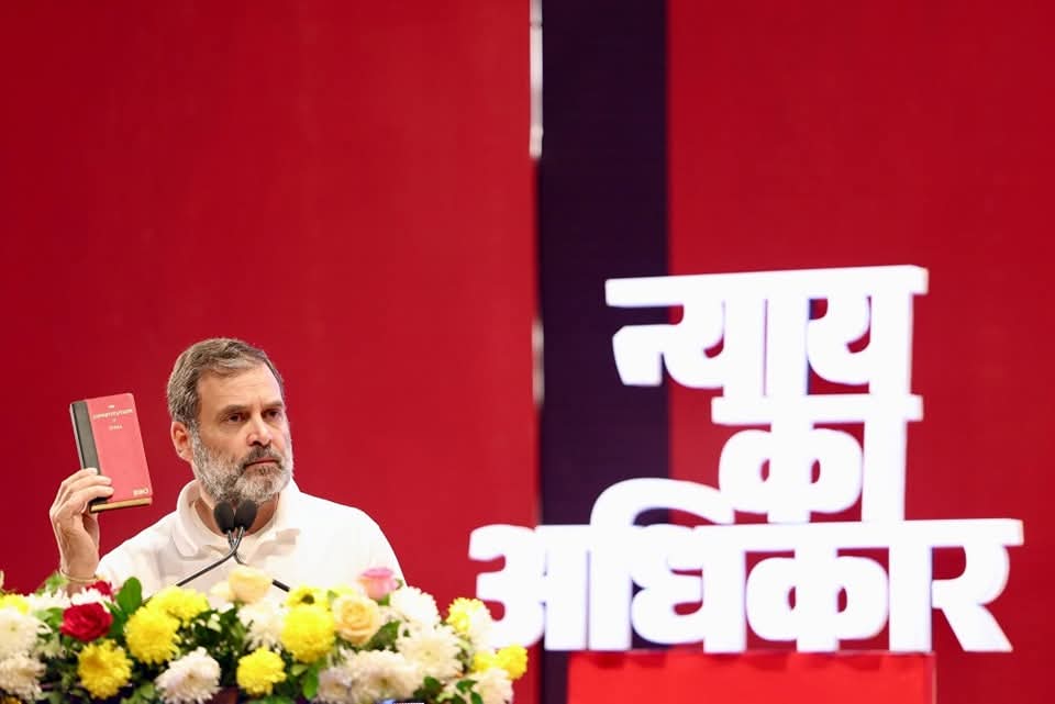 राहुल के बयान पर जेडीयू ने किया पलटवार,पूछा-कर्नाटक में कांग्रेस सरकार क्यों आंकड़ों को दबाए बैठी है? 1 1000465663