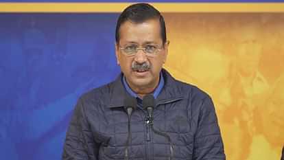 सफाई कर्मचारी स्वच्छता व्यवस्था की रीढ़ हैं,पीएम मोदी को केजरीवाल ने पत्र लिखकर कर दी बड़ी मांग 1 1000466033