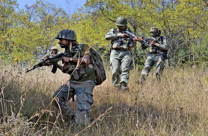 सुरक्षाबलों का नक्सलियों पर दिखा एक्शन,छत्तीसगढ़ में 1 करोड़ का इनामी हुआ ढेर 1 1000466976