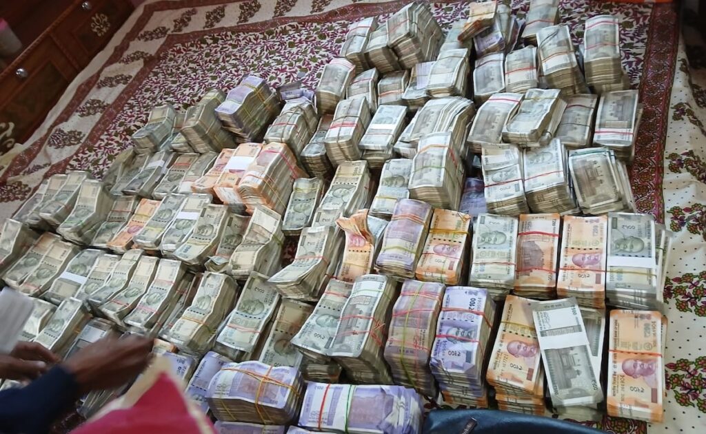 नीतीश कुमार पर भड़की रोहिणी आचार्य,बोली-इनके सरकार में तो भ्रष्टाचार का स्वर्णिम काल है.. 1 1000467813
