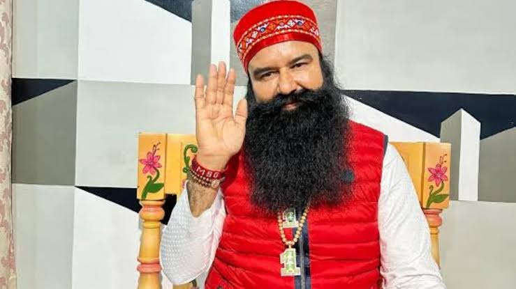 राम रहीम को मिली 30 दिन की पैरोल,लेने के लिए खुद गाड़ी लेकर पहुंचीं हनीप्रीत 1 1000470013