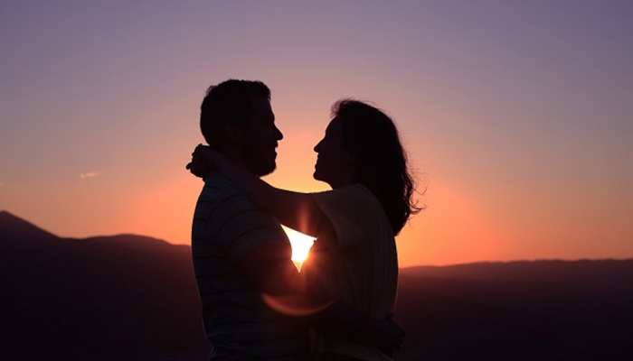 लिव-इन रिलेशनशिप का पंजीकरण कराना अब हुआ अनिवार्य,हाइकोर्ट ने दिया आदेश 1 1000470729