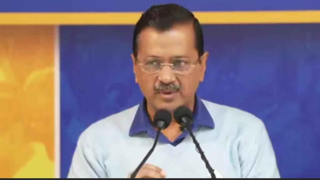 केजरीवाल ने आज की 7 घोषणाएं,चुनाव से पहले चल दी बड़ी दांव 1 1000470781