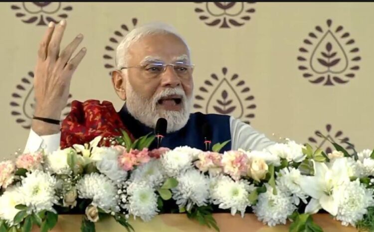  दिल्ली पर आपदा बनकर आई है आम आदमी पार्टी,पीएम मोदी ने किया चुनावी शंखनाद!