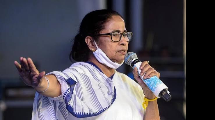  सरकारी डॉक्टरों के निजी प्रैक्टिस पर ममता बनर्जी ने लगाई लगाम,डॉक्टरों के लिए जारी हुआ गाइडलाइंस