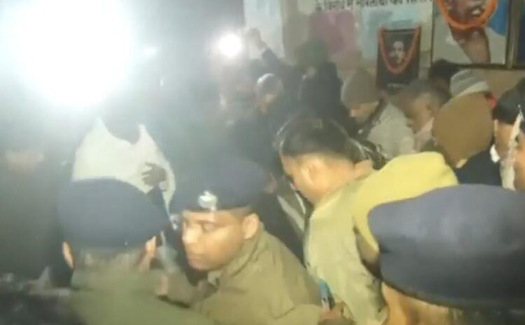  नीतीश सरकार की पुलिस पर लगी बड़ी आरोप,प्रशांत किशोर के साथ की गई बदतमीजी और छोड़ा गया हाथ!