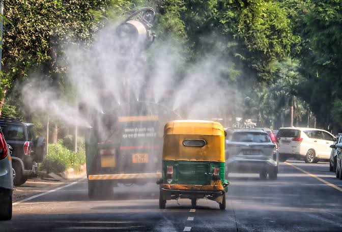  AQI में दिखी कमी,दिल्ली के लोगों को मिली प्रदूषण से राहत