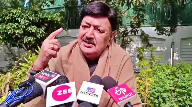  कांग्रेस पार्टी सबसे बड़ी पार्टी है,फैसला लेने के लिए स्वतंत्र है,तेजस्वी के बयान पर अजीत शर्मा ने किया पलटवार