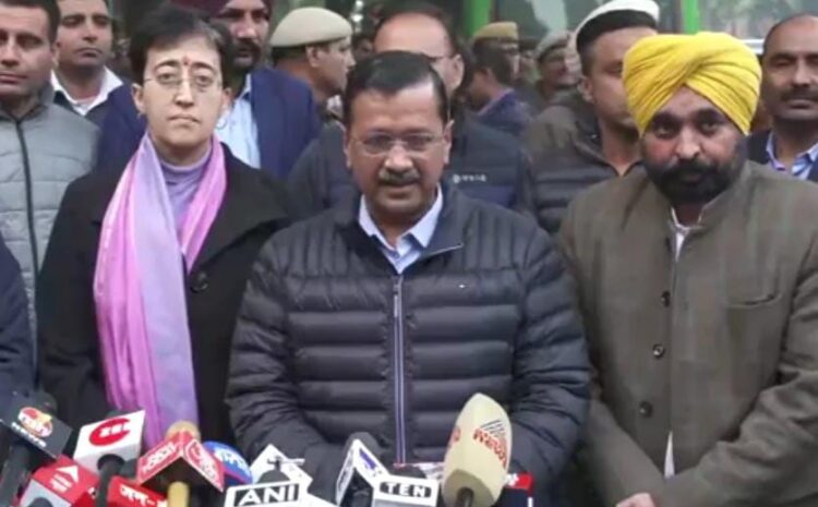  केजरीवाल ने आज मुख्य चुनाव आयुक्त से की मुलाकात,बीजेपी नेता प्रवेश वर्मा पर लगाया बड़ा आरोप