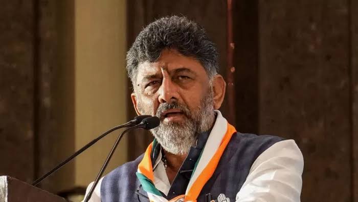  कांग्रेस पार्टी में किसी प्रकार के मतभेद नहीं हैं,सत्ता परिवर्तन मामले में डीके शिवकुमार ने दी सफाई