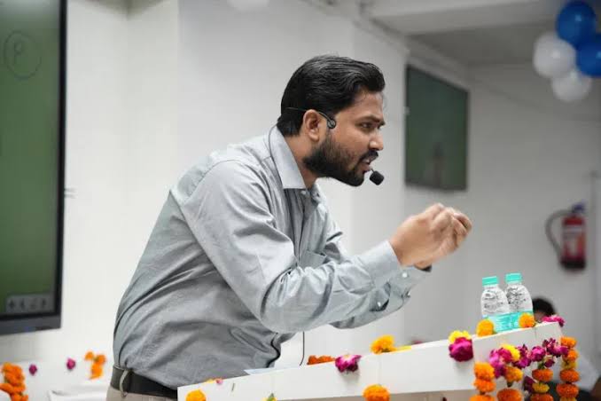  BPSC से माफी नहीं मांगेंगे खान सर!15 दिनों के अंदर आयोग के नोटिस पर देना है जवाब