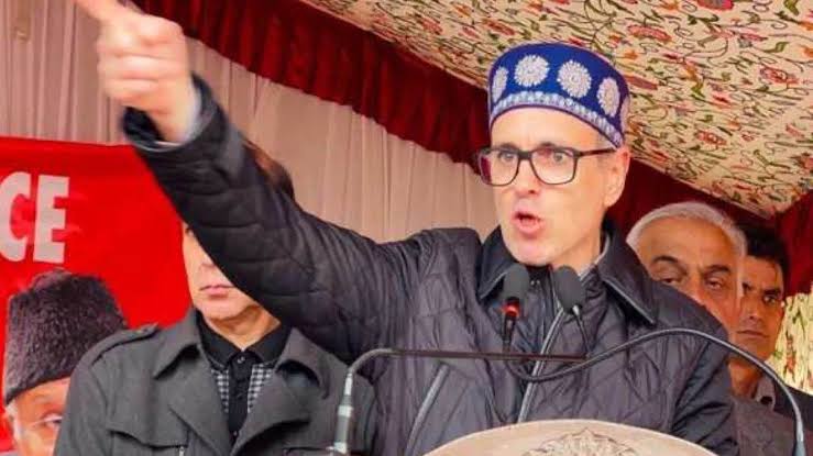 सीएम अब्दुल्ला ने किया ट्रांसशिपमेंट का विरोध,रेलवे से जुड़ा हुआ है मामला