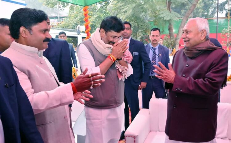  चिराग पासवान के यहां आयोजित भोज में बगैर कुछ खाए ही वापस लौट गए सीएम नीतीश,राजनीति हुई तेज