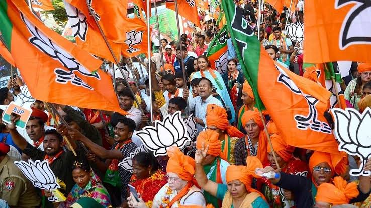  पूर्वांचल के वोटरों पर बीजेपी की है खास नजर,बिहार के नेताओं को दिल्ली में लगाई गई ड्यूटी