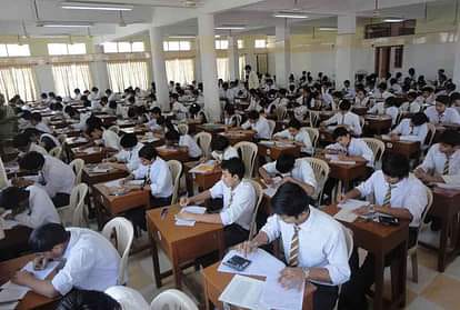  CBSE की ओर से जल्द जारी किया जाएगा 10वीं-12वीं बोर्ड परीक्षा का एडमिट कार्ड