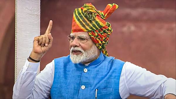 प्रधानमंत्री मोदी ने दी गणतंत्र दिवस की बधाई,देश आज मना रहा है 76वां गणतंत्र दिवस