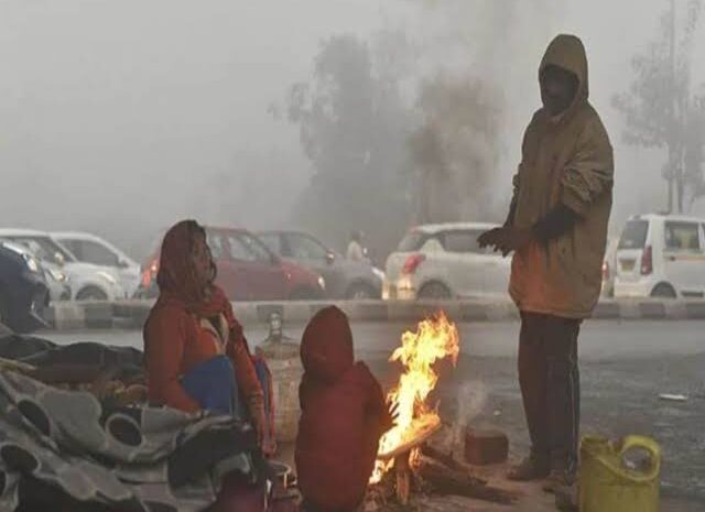  बिहार के कई जिलों में कोहरे का अलर्ट हुआ जारी,पटना छोड़कर सभी जिलों में फिर से ठंड देने वाली है दस्तक