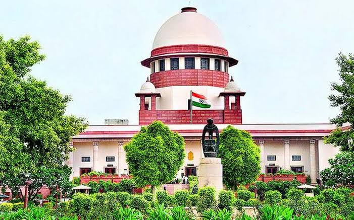  महाकुंभ में मची भगदड़ को लेकर सुप्रीम कोर्ट में दायर हुई जनहित याचिका,योगी सरकार पर लटकेगी तलवार!
