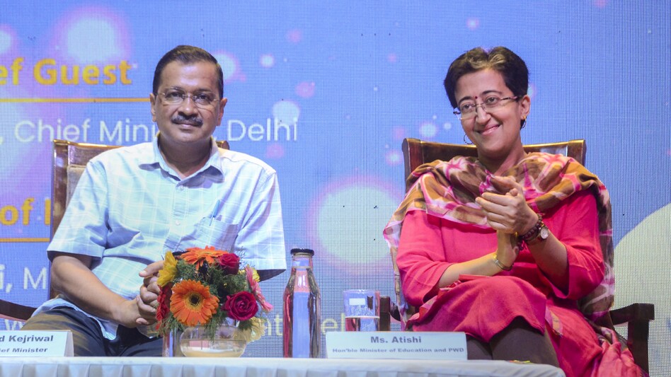 केजरीवाल और आतिशी चुनाव हारने जा रहे हैं,दिल्ली में वेटिंग के दौरान बोले रमेश बिधूड़ी 1 1000473557