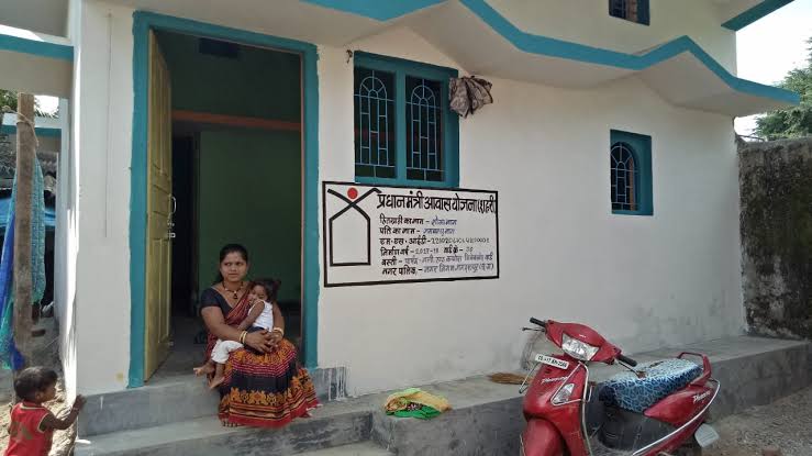 आवास योजना के तहत दिये जाने वाले आवास केवल महिला मुखिया के नाम से हीं किये जाएंगे स्वीकृत 1 1000476150