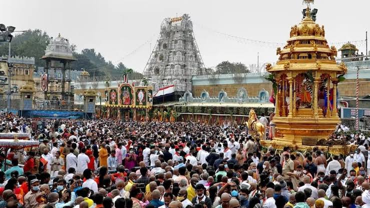 तिरुपति मंदिर लड्डू मामले में दिखी एक्शन,SIT ने 4 लोगों पर की बड़ी कारवाई 1 1000476152
