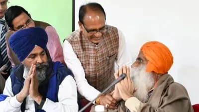 किसान संगठनों और केंद्र सरकार के बीच नहीं बनी बात,19 मार्च को अब होगी अगली मीटिंग 1 1000481533