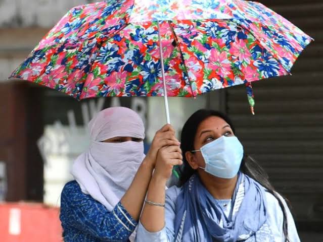 गर्मी का चढ़ने लगा पारा,महाराष्ट्र समेत कई राज्यों के लिए जारी हुआ हिटवेव का अलर्ट! 1 1000482513