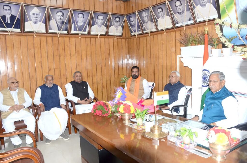 चुनाव के बाद बैठक में तय होगा कि मुख्यमंत्री कौन होगा?भाजपा के बयान से जेडीयू में मची खलबली 1 1000484369