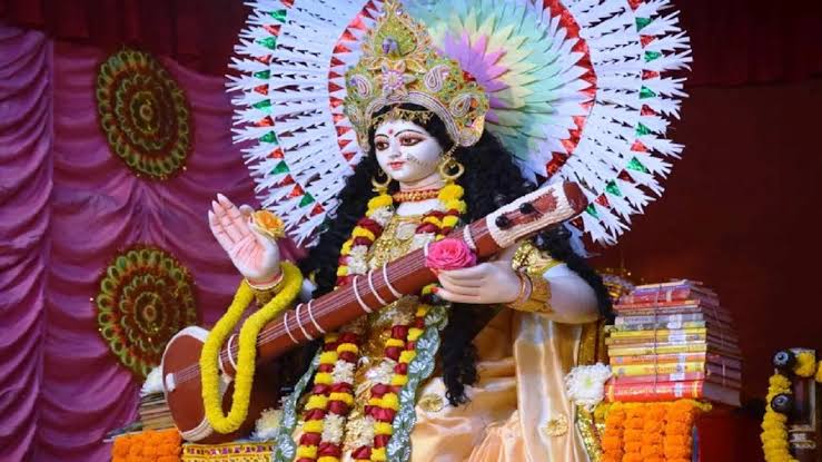  धूमधाम से आज अबूझ मुहूर्त में मनाई जाएगी सरस्वती पूजा,जानिए पूजा विधि,आरती और मंत्र