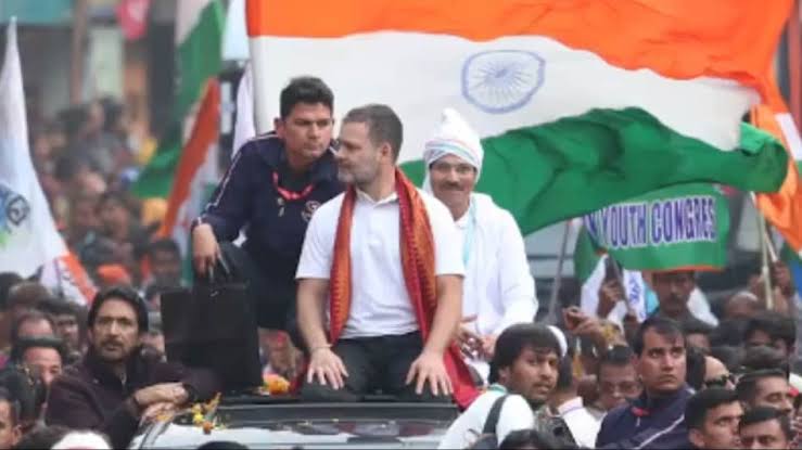 चुनाव से पहले दलित वोट को साधने में जुटी कांग्रेस,पटना से आज राहुल गांधी भरेंगे हुंकार