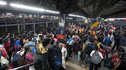 नई दिल्ली रेलवे मामले में बड़ा कारण आया सामने,इस वजह से हुई इतनी बड़ी घटना