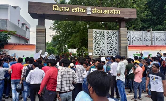 बिहार लोक सेवा आयोग ने घोषित की 70वीं BPSC मुख्य परीक्षा की तारीख,17 मार्च 2025 तक कर सकते हैं आवेदन