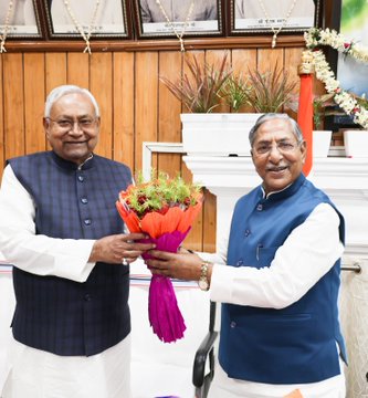 सत्र के पहले दिन भाकपा माले के विधायकों ने किया जबरदस्त प्रदर्शन,जमकर लगाया नारा