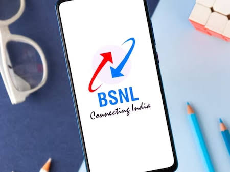 BSNL ने अपने ग्राहकों के लिए लाया सबसे सस्ता रिचार्ज प्लान,महज इतने रुपए में होगी 180 दिन की छुट्टी 1 1000485755