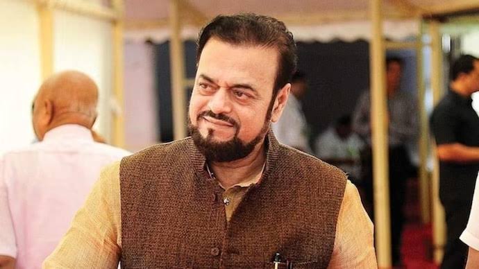 औरंगजेब पर बयान देकर घिर गए अखिलेश के नेता अबू आजमी,डिप्टी सीएम शिंदे ने किया पलटवार 1 1000486246